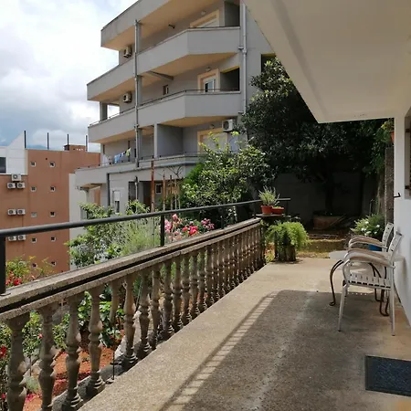 Lovely Studio Apartment In Budva Exterior photo